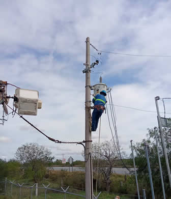 Instalación eléctrica terminada por equipo PIENSA